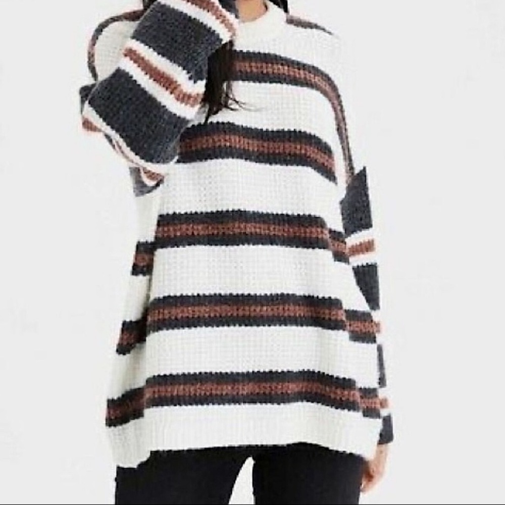 *NEW* American Eagle Oversized Knit Sweater